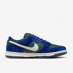 Nike Dunk SB Retro Low Top Wear-resistant Men and Womens Shoes White Green Blue HF3704-400